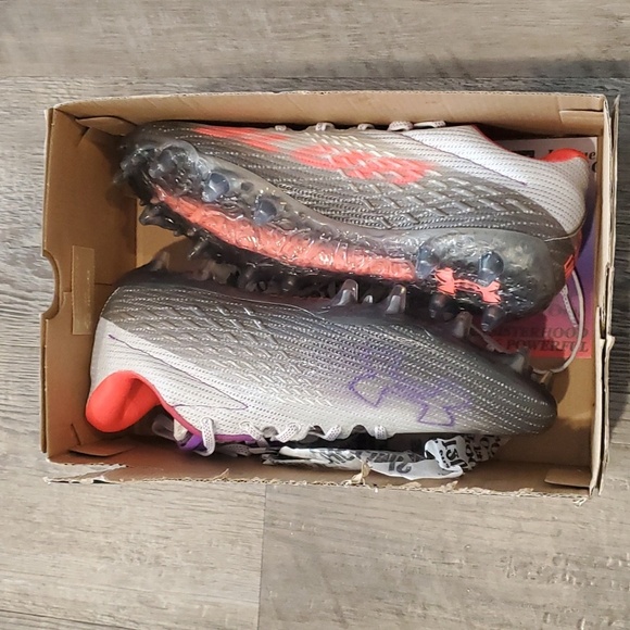 Under Armour Women's Blur Smoke MC Football Cleats-There are No Limits - Picture 7 of 7